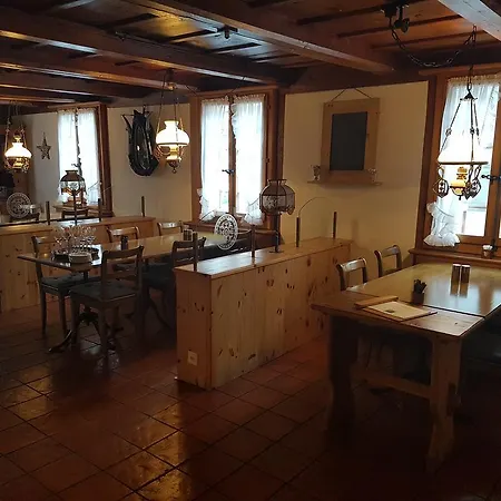 Gasthof Zum Baren Inn